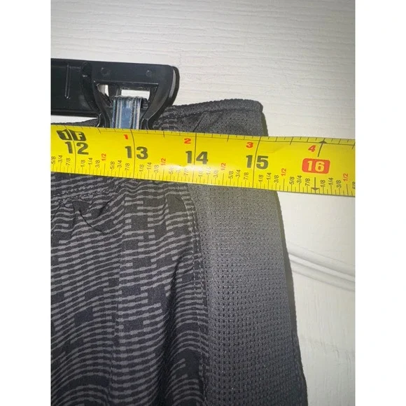 The‎ North Face men's shorts size large - Picture 4 of 8